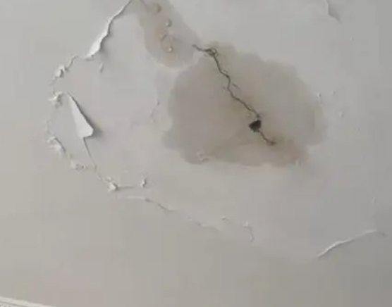 娄星阳台漏水维修公司分享下屋面防水工程质量问题原因分析